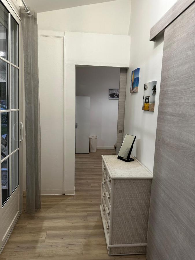 סנט-אן Le Cottage De Castaing Sur Plage Privee מראה חיצוני תמונה